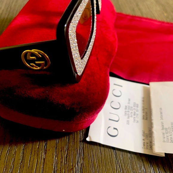 COPY - Beautiful  Rectangular frame Gucci Sun glasses with crystals Hollywood f… - Picture 6 of 8